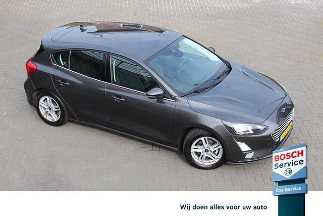 Grijs Gebruikt 2020 Ford Focus Business Edition Hatchback | € 12.950 (Goede deal) - Afbeelding 1/4
