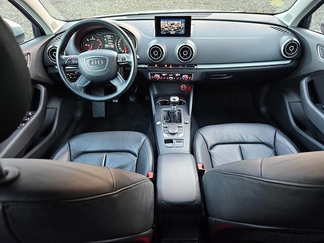 Occasion Audi A3 Sportback Attraction 110 PK (80 kW) 2014 Grijs Hatchback