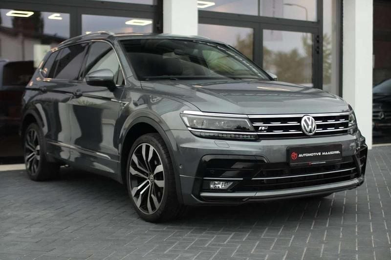 Grijs Gebruikt 2018 VW Tiguan Allspace Highline SUV | € 30.940 - Afbeelding 1/4