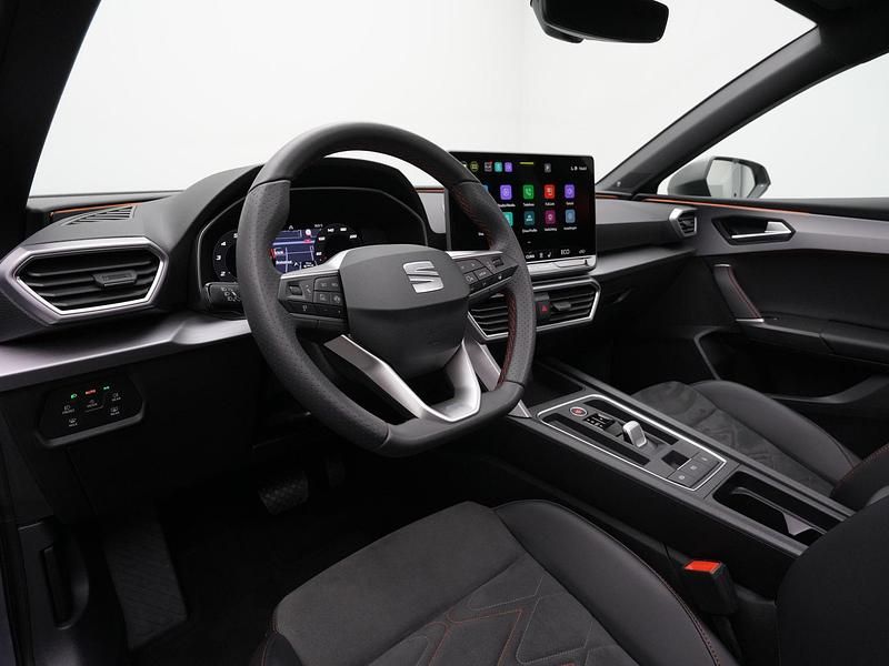 Occasion Seat Leon Beats 204 PK (150 kW) 2024 Grijs Hatchback