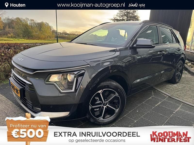 Interstellar grey Gebruikt 2024 Kia Niro SUV | € 31.400 (Goede deal) - Afbeelding 1/4
