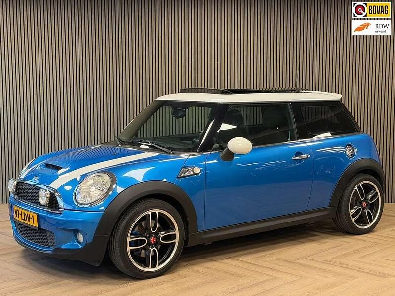Blauw Gebruikt 2010 Mini Cooper S Chili Hatchback | € 6.995 (Eerlijke prijs) - Afbeelding 1/4