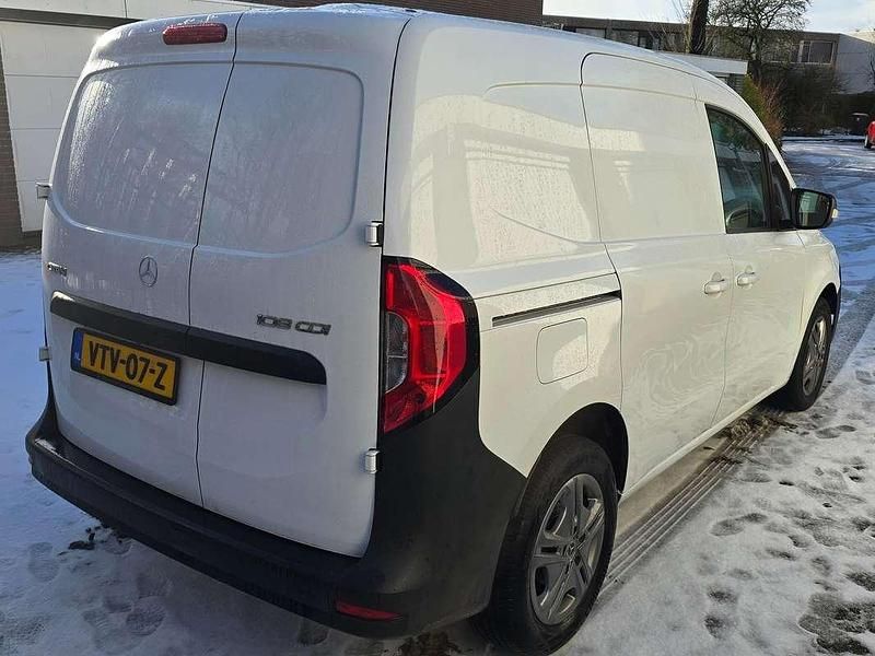 Wit Occasion 2023 Mercedes Citan 108 Van | € 16.000 (Goede deal) - Afbeelding 1/4