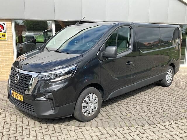 Zwart Gebruikt 2023 Nissan Primastar Acenta MPV | € 19.800 (Iets duurder) - Afbeelding 1/4