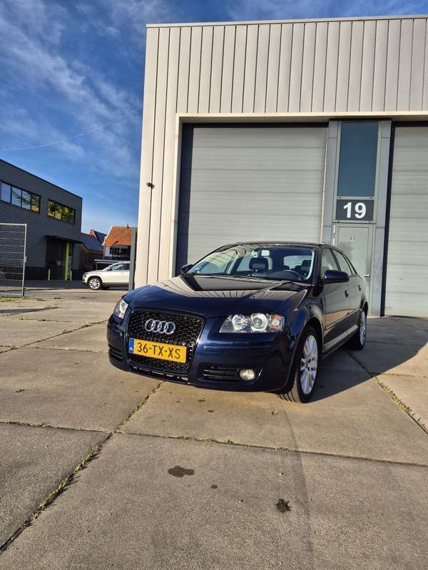 Blauw Gebruikt 2007 Audi A3 Ambiente Hatchback | € 4.400 (Eerlijke prijs) - Afbeelding 1/4