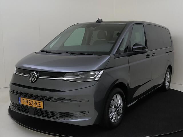 Grijs Gebruikt 2023 VW Multivan Life Van | € 51.950 (Eerlijke prijs) - Afbeelding 1/4