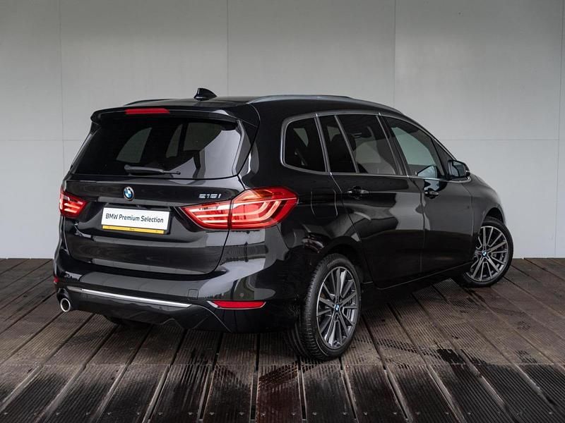 Zwart Gebruikt 2022 BMW 218 Gran Tourer Executive MPV | € 27.995 (Iets duurder) - Afbeelding 1/3