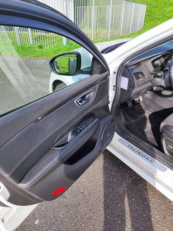 Wit Gebruikt 2017 Renault Talisman Intens Stationwagen | € 10.000 (Super prijs) - Afbeelding 1/4
