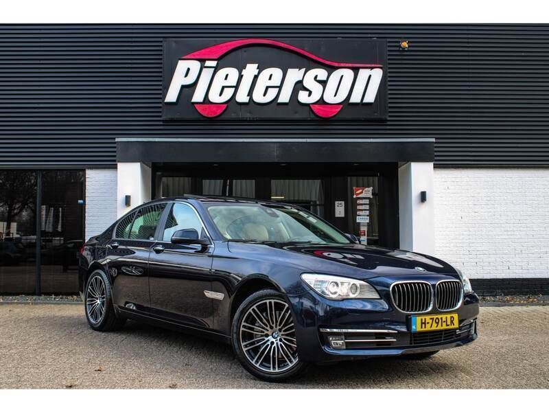 Blauw Gebruikt 2012 BMW 730 Executive Sedan | € 12.950 - Afbeelding 1/4