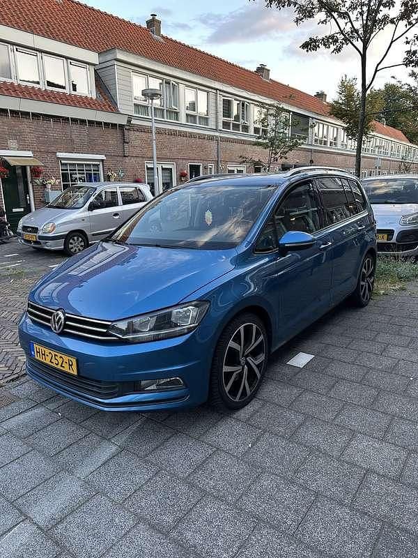 Blauw Gebruikt 2015 VW Touran Comfortline MPV | € 10.000 (Iets duurder) - Afbeelding 1/4
