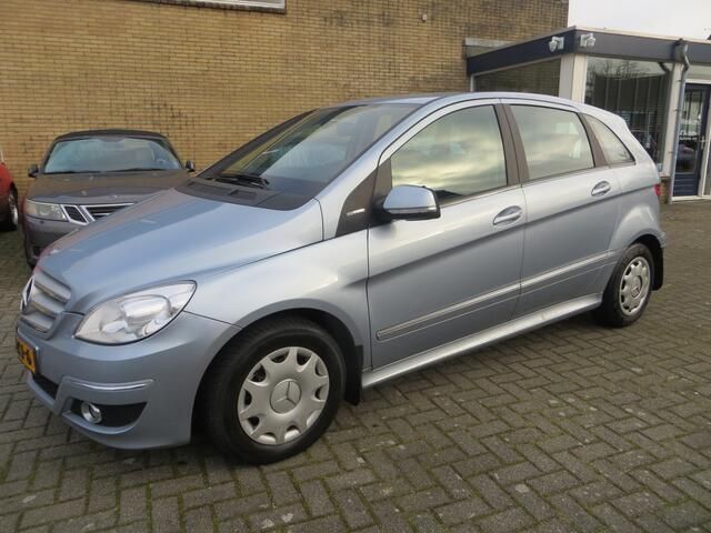 Occasion Mercedes B180 Business 116 PK (85 kW) 2010 Blauw, metallic lak MPV