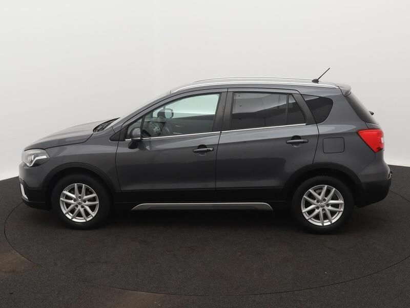 Grijs Gebruikt 2017 Suzuki SX4 S-Cross Comfort SUV | € 14.950 (Iets duurder) - Afbeelding 1/4