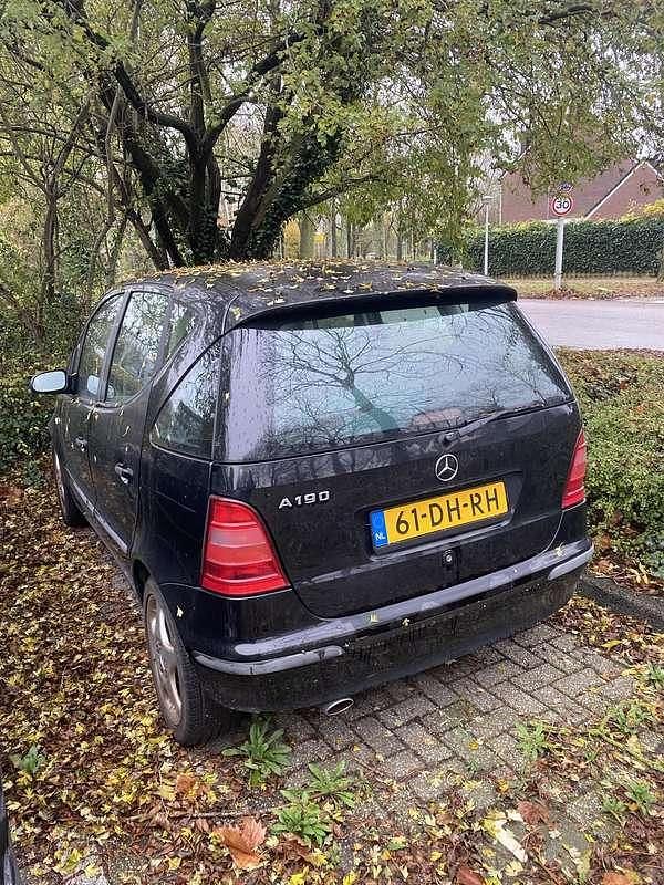 Gebruikt 2000 Mercedes A190 Elegance Sedan | € 500 - Afbeelding 1/4