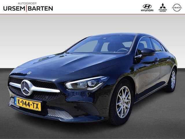 Zwart Gebruikt 2021 Mercedes CLA180 Business Sedan | € 24.930 - Afbeelding 1/4
