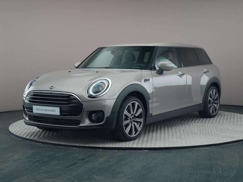Grijs, metallic lak Gebruikt 2024 Mini Cooper Clubman Classic Stationwagen | € 32.450 (Goede deal) - Afbeelding 1/4