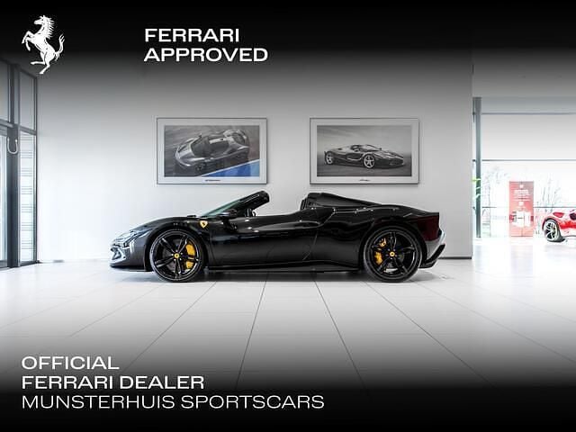 Occasion Ferrari 296 830 PK (610 kW) 2024 Zwart Cabriolet