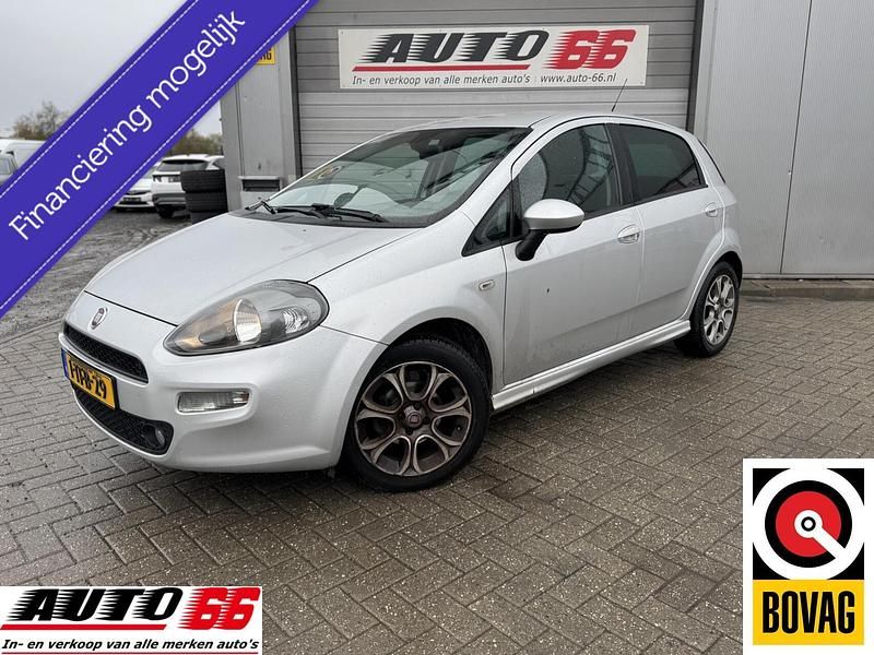 Grijs Gebruikt 2014 Fiat Punto Lounge Hatchback | € 4.495 (Iets duurder) - Afbeelding 1/4