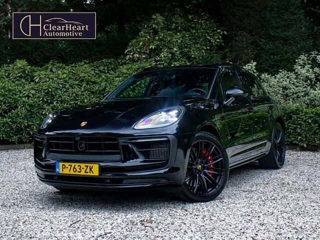 Zwart Gebruikt 2022 Porsche Macan Sport SUV | € 121.500 - Afbeelding 1/4