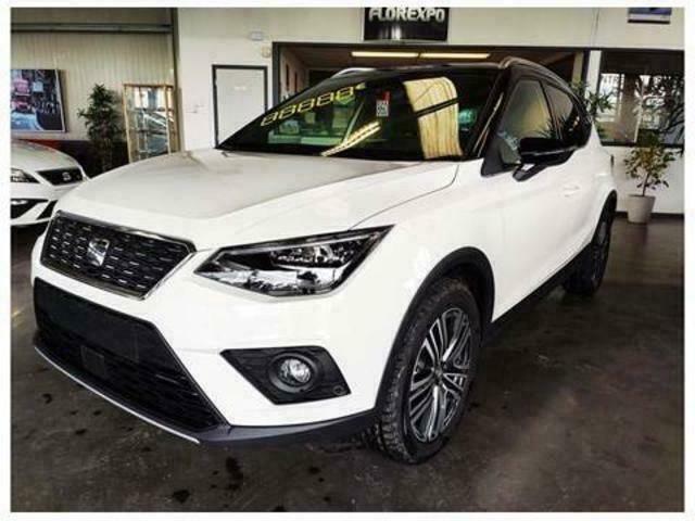 Wit Occasion 2018 Seat Arona SUV | € 21.169 - Afbeelding 1/4