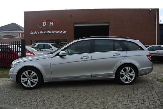 Grijs Gebruikt 2009 Mercedes C180 Business Stationwagen | € 4.499 (Super prijs) - Afbeelding 1/4