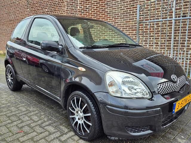 Occasion Toyota Yaris Terra 65 PK (47 kW) 2005 Zwart Hatchback