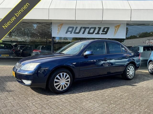 Blauw Gebruikt 2004 Ford Mondeo Trend Sedan | € 2.219 (Iets duurder) - Afbeelding 1/2