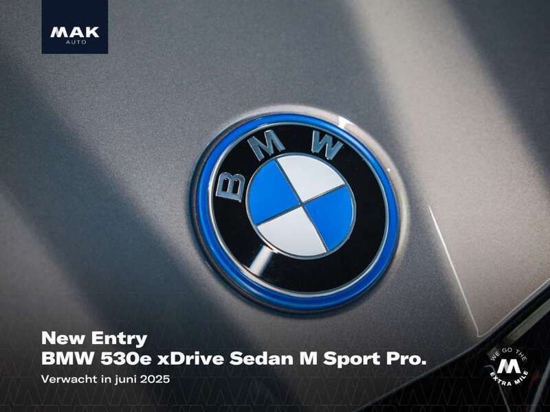 Grijs Gebruikt 2025 BMW 530e M Sport Sedan | € 84.850 - Afbeelding 1/1