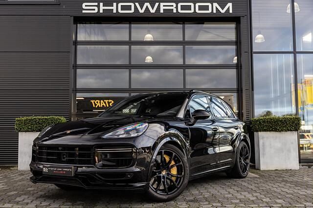 Occasion Porsche Cayenne Turbo 550 PK (404 kW) 2018 Zwart (metallic) SUV