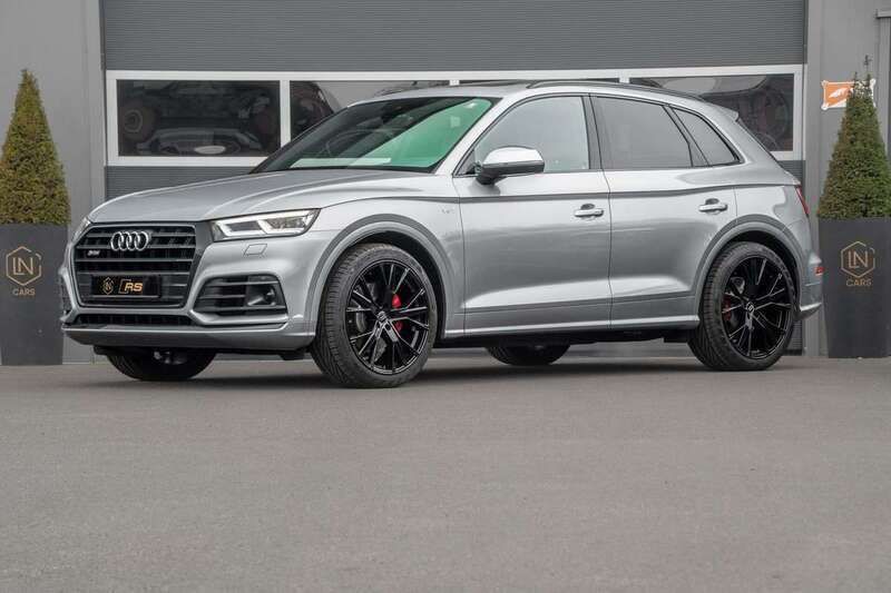 Grijs Gebruikt 2018 Audi SQ5 SUV | € 43.950 (Eerlijke prijs) - Afbeelding 1/4