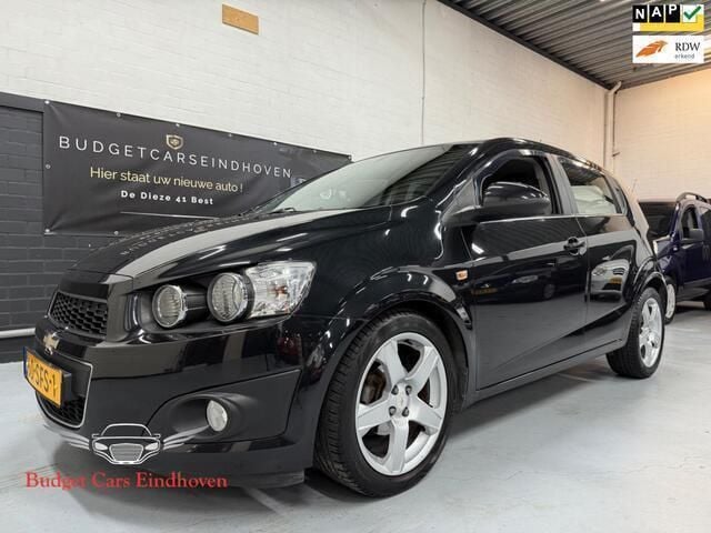 Zwart Gebruikt 2011 Chevrolet Aveo LTZ Hatchback | € 3.995 (Eerlijke prijs) - Afbeelding 1/4