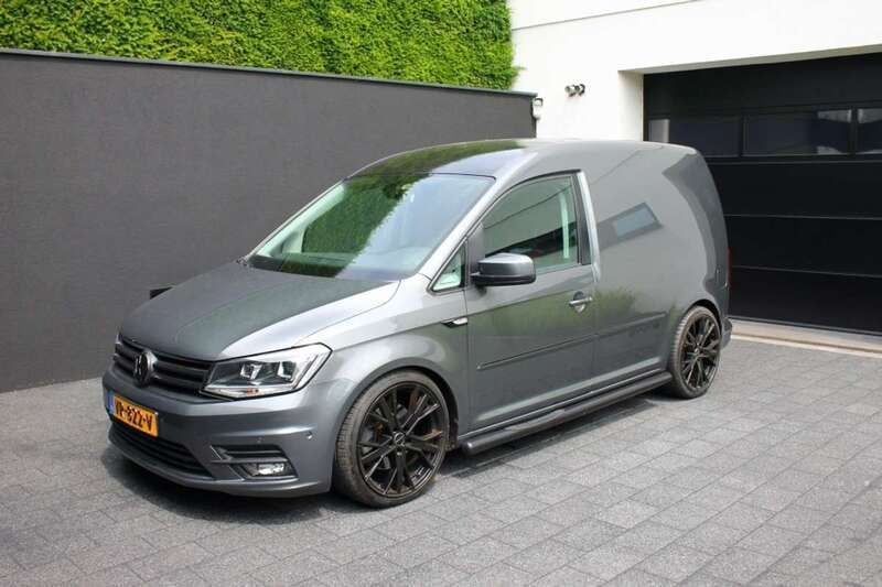 Grijs Gebruikt 2015 VW Caddy Highline MPV | € 16.900 (Iets duurder) - Afbeelding 1/4