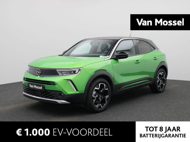 Groen Gebruikt 2023 Opel Mokka-e Ultimate SUV | € 22.900 (Eerlijke prijs) - Afbeelding 1/4