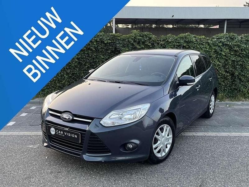 Grijs Gebruikt 2014 Ford Focus Stationwagen | € 7.499 (Eerlijke prijs) - Afbeelding 1/4