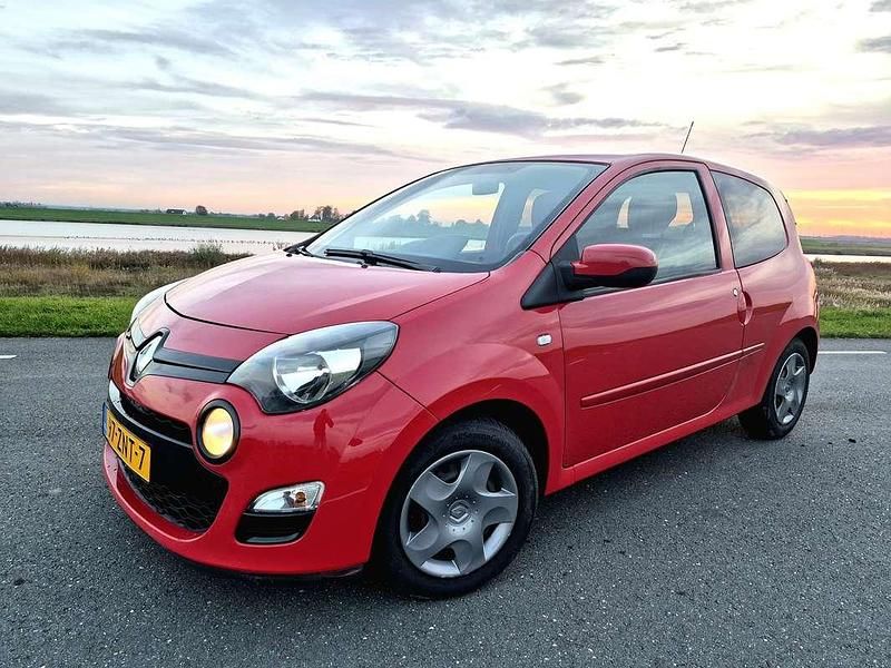Occasion 2013 Renault Twingo Collection Hatchback | € 1.500 (Super prijs) - Afbeelding 1/4