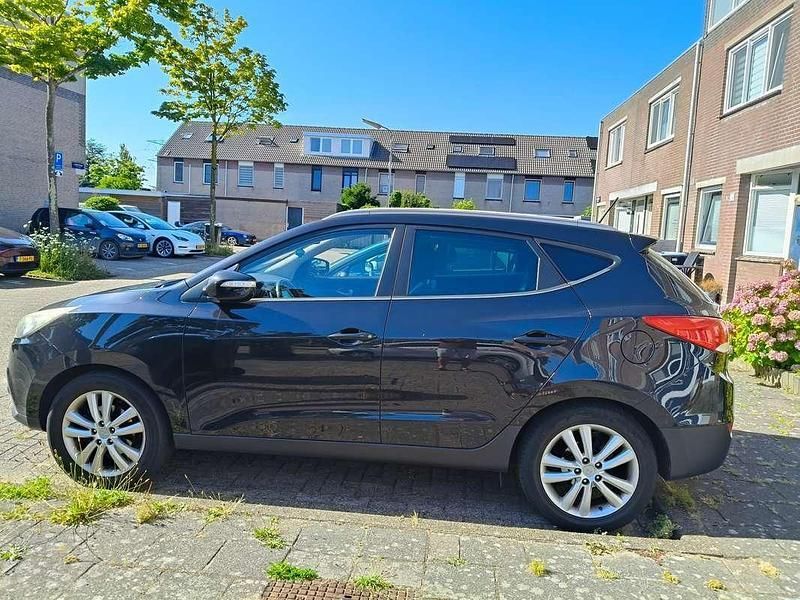 Zwart Gebruikt 2010 Hyundai ix35 SUV | € 5.950 (Eerlijke prijs) - Afbeelding 1/4