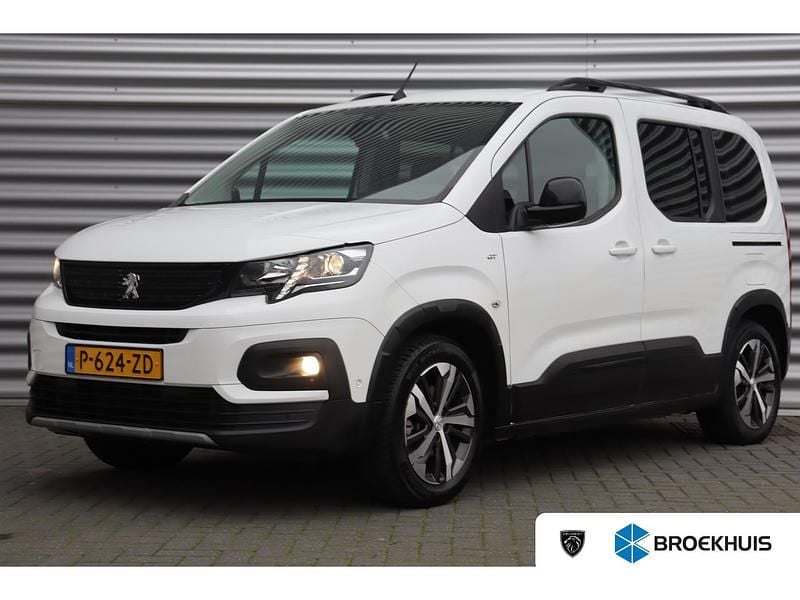 Wit Gebruikt 2021 Peugeot e-Rifter GT MPV | € 20.895 - Afbeelding 1/4