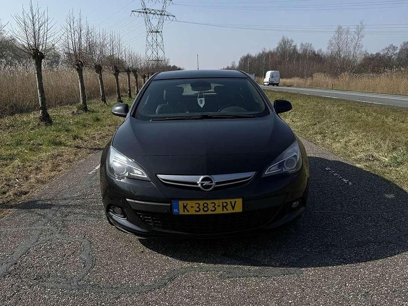 Zwart Gebruikt 2014 Opel Astra Design Edition Hatchback | € 7.000 (Super prijs) - Afbeelding 1/4