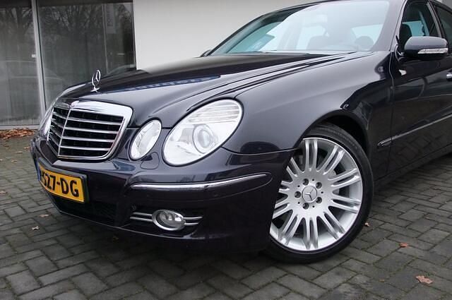 Occasion Mercedes E280 Avantgarde 233 PK (171 kW) 2007 Blauw Sedan