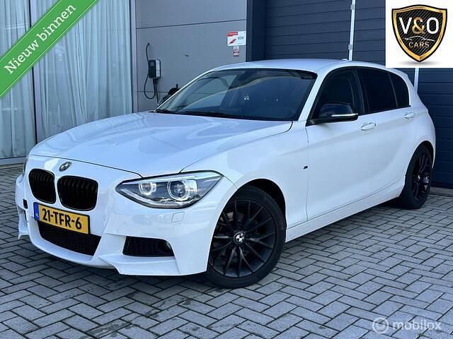 Wit Gebruikt 2012 BMW 116 Comfort Edition Hatchback | € 7.450 (Eerlijke prijs) - Afbeelding 1/4