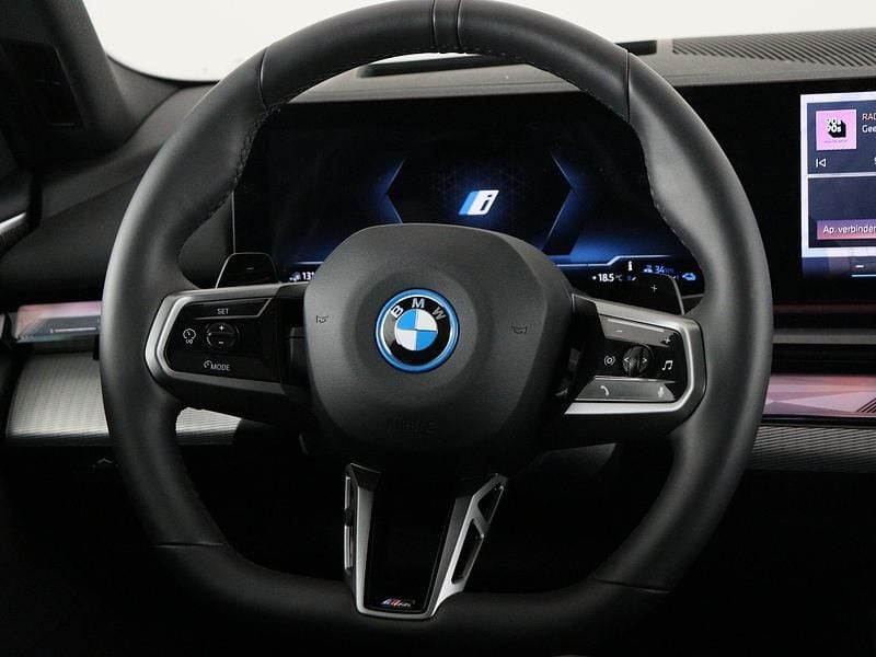 Occasion BMW 550e Comfort Edition 489 PK (359 kW) 2025 Grijs Stationwagen