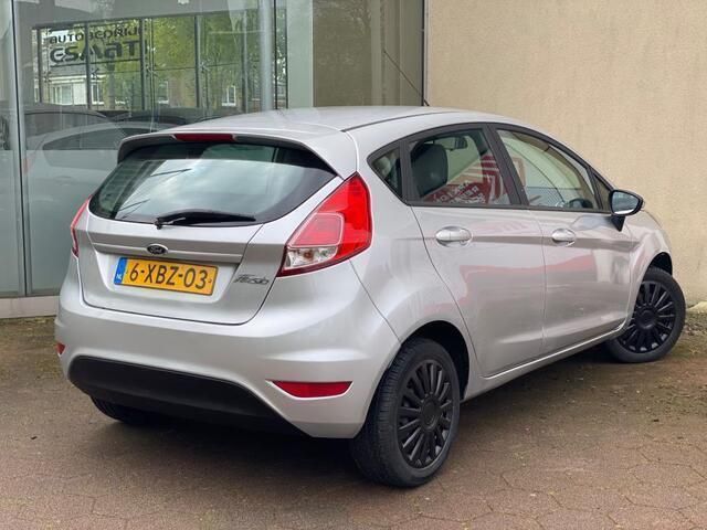 Occasion Ford Fiesta Style 65 PK (47 kW) 2014 Grijs Hatchback