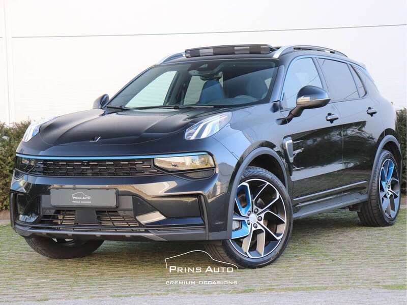Zwart Gebruikt 2024 Lynk & Co 01 SUV | € 32.200 (Iets duurder) - Afbeelding 1/4
