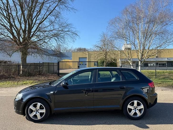 Occasion Audi A3 Attraction 105 PK (77 kW) 2008 Zwart Hatchback