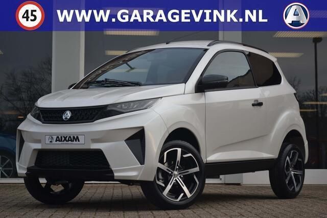 Wit Nieuw 2024 Aixam Crossover Premium Hatchback | € 19.039 (Eerlijke prijs) - Afbeelding 1/4