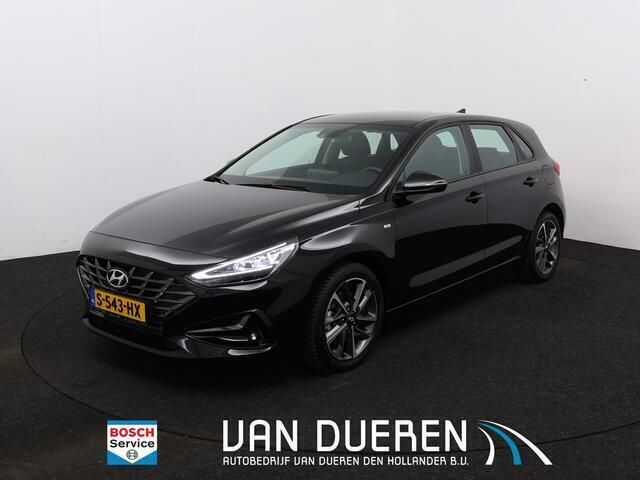Zwart Gebruikt 2022 Hyundai i30 Comfort Hatchback | € 21.695 (Iets duurder) - Afbeelding 1/4