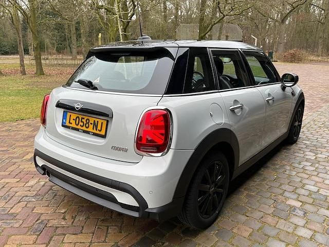 Occasion Mini Cooper Classic 2021 Zilver Hatchback