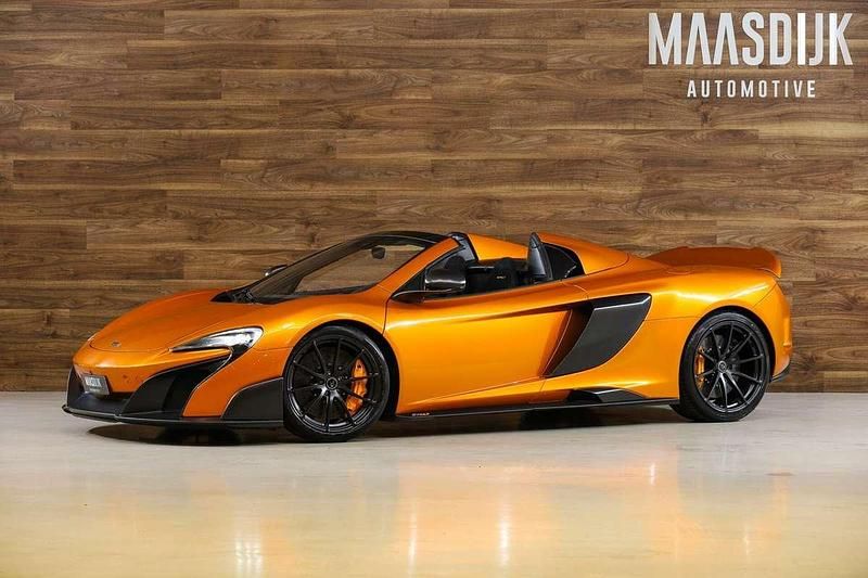 Oranje Occasion 2016 McLaren 675LT Cabriolet | € 269.740 - Afbeelding 1/4
