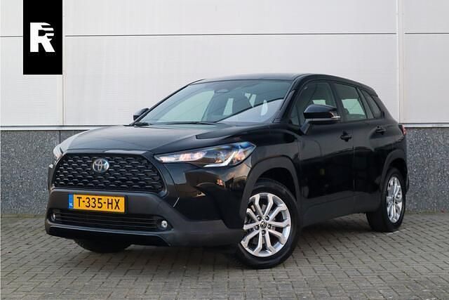 Zwart Gebruikt 2023 Toyota Corolla Cross Active SUV | € 31.950 (Goede deal) - Afbeelding 1/4