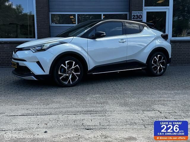 Wit Gebruikt 2017 Toyota C-HR Executive SUV | € 13.950 (Goede deal) - Afbeelding 1/4