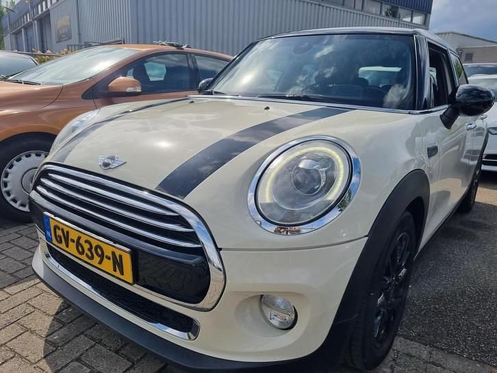 Occasion Mini Cooper Chili 136 PK (100 kW) 2015 Wit Hatchback